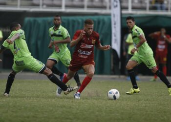 Pese a deudas, Danz arrancará en Primera División