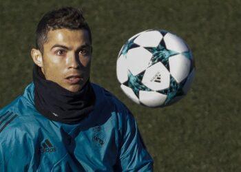 Ronaldo es el favorito para ganar su quinto Balón de Oro e igualar a Messi