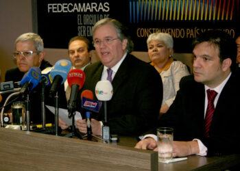 Fedecámaras y líderes estudiantiles llaman a votar en las municipales