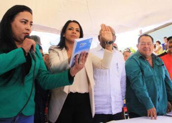 Herminia García Ron se juramentó como alcaldesa de Sotillo