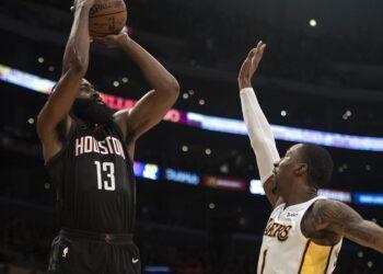 Rockets y Warriors mantienen el duelo por el liderato de Conferencia Oeste de la NBA