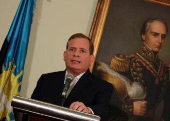 Fiscalía procesará por violencia en protestas a gobernador electo del Zulia