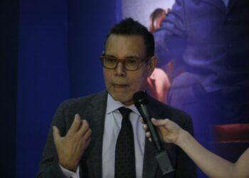 Analistas: resultados empeoran capacidad de lucha opositora
