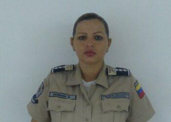 Una oficial murió tras colisión de moto y gandola