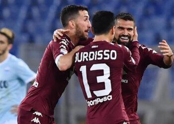 Venezolano Rincón anotó y colaboró al triunfo del Torino