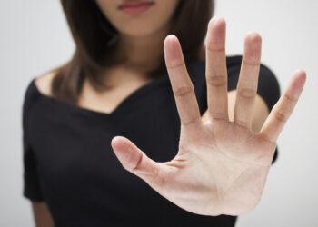Quienes incurran en violencia institucional contra mujeres pagarán hasta 150 UT