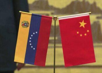 Venezuela y China firman acuerdo para la creación de centro internacional de petróleo