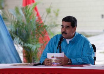 Maduro acusa a Borges de sabotear importaciones de productos a Venezuela