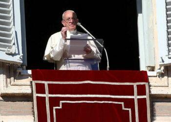 El papa pide que se retome un diálogo entre todas las partes en Venezuela