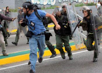 Sindicato prensa venezolano registra 498 violaciones a libertad de expresión