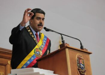 Maduro afirmó que grupo desmantelado era financiado desde Colombia