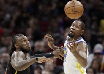 Con 32 puntos de Kevin Durant, Warriors superó a Cavaliers