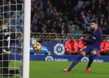 Barcelona renovó al defensor Gerard Piqué hasta el año 2022
