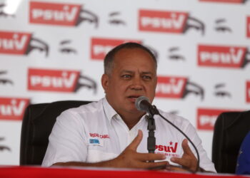 Eurocámara pide más sanciones a Maduro y condena la expulsión del embajador español