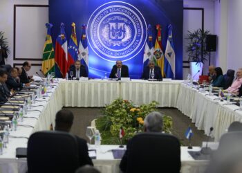 Para este lunes está previsto un nuevo encuentro entre el Gobierno y la oposición
