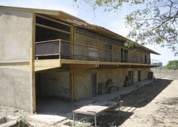 Edil: sólo una escuela municipal de Sotillo está apta para dar clases