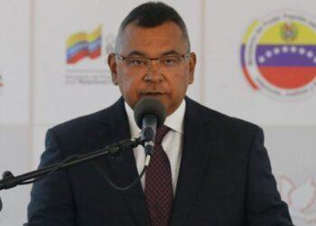 Reverol denunció reclutamiento de venezolanos al ejército de Colombia para generar violencia