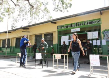 Anuncio de comicios presidenciales genera debate en oposición regional