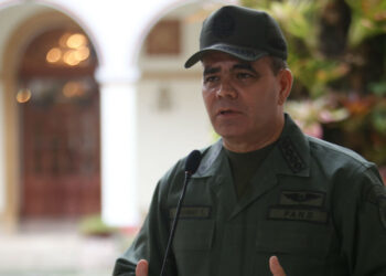 Gobierno de Costa Rica ordenó impedir ingreso de Padrino López y su familia