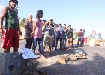 Vecinos de Puerto Píritu exigen agua y Clap