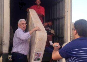 Gobernación atendió a afectados por mar de leva en zona oeste de Anzoátegui
