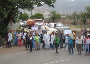 Trabajadores de Ivss Guaraguao protestaron