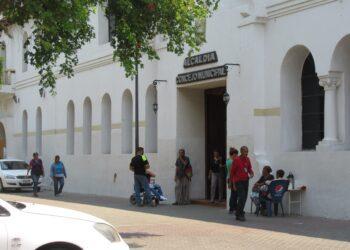 Gremio: 30% de profesionales han desertado de sus trabajos