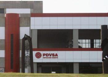 Tomarán portones de Pdvsa para reclamar pago pendiente de 2014
