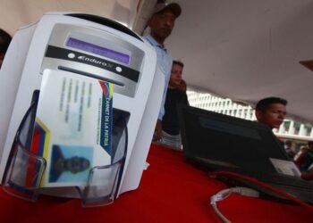Sistema de cobro y subsidio directo de la gasolina será a través del Carnet de la Patria