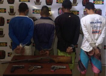 Apresaron a cuatro hombres con material estratégico y equipos de minería ilegal﻿