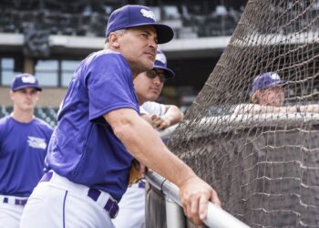 Acusan a Vizquel de presunto acoso sexual contra bat boy de ligas menores