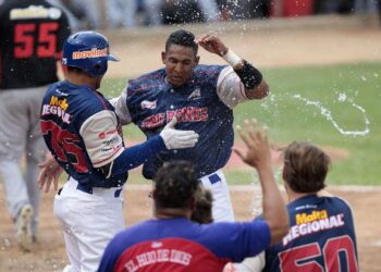Caribes cayó ante Tiburones y salió de los puestos de clasificación al round robin