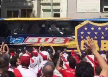 Duelo entre River y Boca fue retrasado por incidentes violentos (+Video)