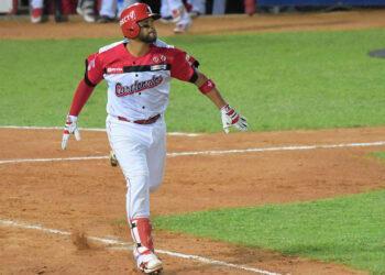 Cardenales sigue en la pelea por el segundo lugar