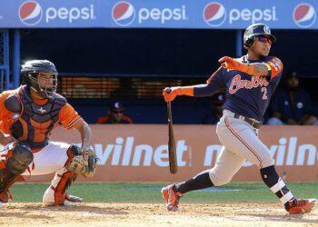 Caribes se metió en postemporada, al vencer a Águilas