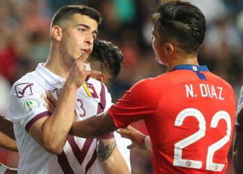 Futbolista chileno llamó "muerto de hambre" a jugador venezolano