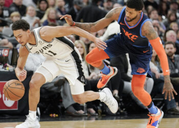 Spurs superaron a Thunder con exhibición de Aldridge