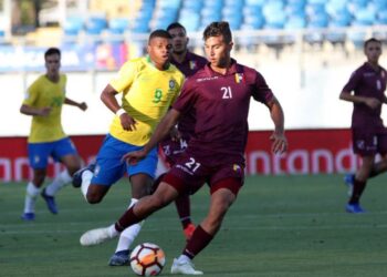 Venezuela cayó ante Brasil, pero sigue en la cima de su grupo en cita sub 20