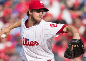 Nola y Filis pactan por 45 millones y cuatro años