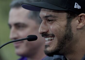 Nolan Arenado: Quiero quedarme con Rockies el resto de mi carrera