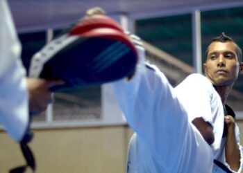 Aurirrojo Orlando Figueroa representará al país en mundial de para-taekwondo