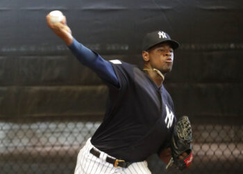 Severino se perderá abril por dolencia en hombro