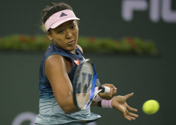 Osaka y Venus avanzan en sets seguidos en Indian Wells