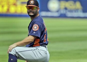 José Altuve volverá a jugar este sábado con Houston