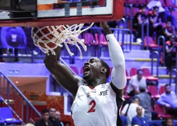 Justin Williams completó una doble decena y Guaros batió a Capitanes