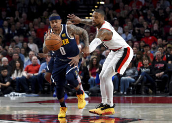 Lillard anota 30 puntos y  Trail Blazers ganan a Nuggets