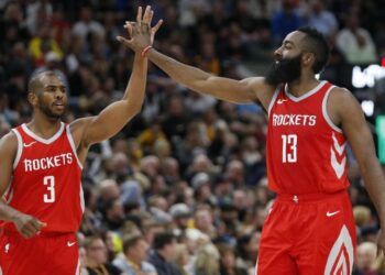 James Harden actuó como verdadero MPV en triunfo de Houston