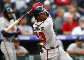 Acuña remolcó dos en triunfo de Bravos de Atlanta