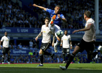 Nuevo tropiezo de Solskjaer; Everton apalea a Manchester United
