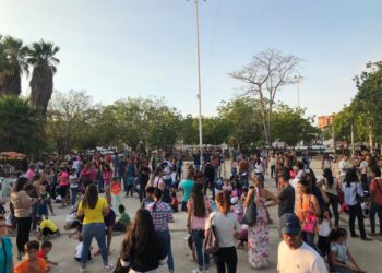 Paseo de Emprendedores de Lechería arribó a 40 ediciones con tarde de Pascua